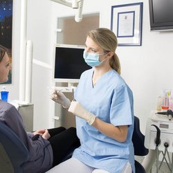 Patientengespräch bei Prof. Dr. Dr. Weibrich